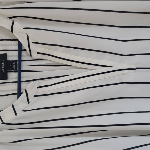 Alfani long sleeve striped blouse size small - Picture 4 of 11